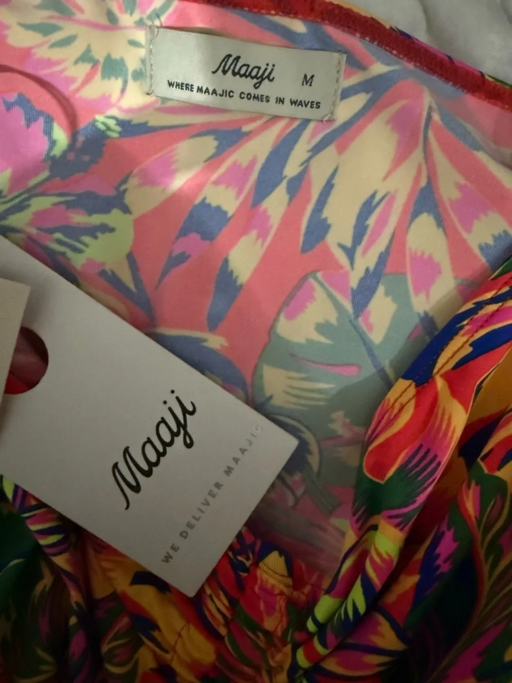 Maaji Amazonas Uma short skirt - front shirring with vibrant tropical print